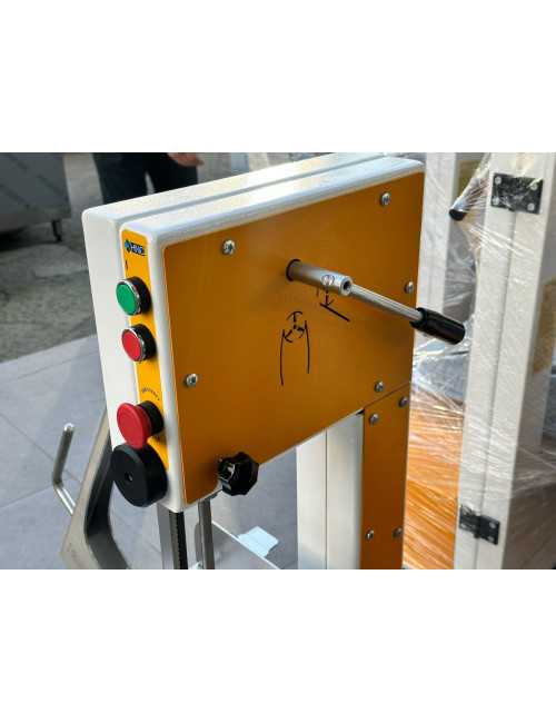 Hnc Otomatik Gergi Kemik Kesme Makinesi Testeresi